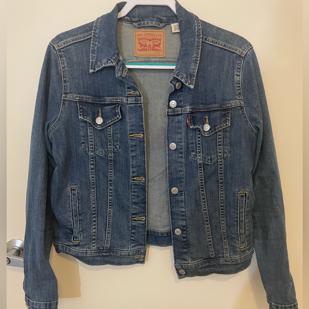 Levi's Classic Denim Jacket